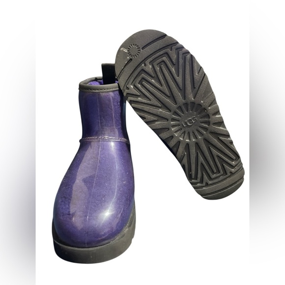 UGG Women's Classic Clear Mini Boot - Picture 5 of 5